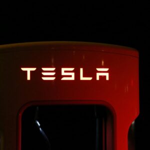 i-liked-tesla-at-400-love-it-at-260-time-to-buy